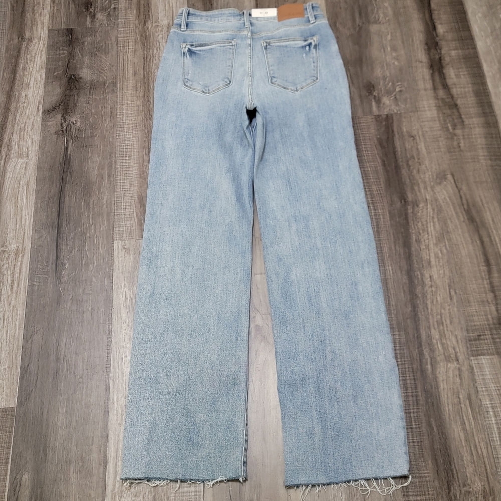 Judy Blue Light Blue High Rise Straight Leg Jeans - Picture 2 of 15